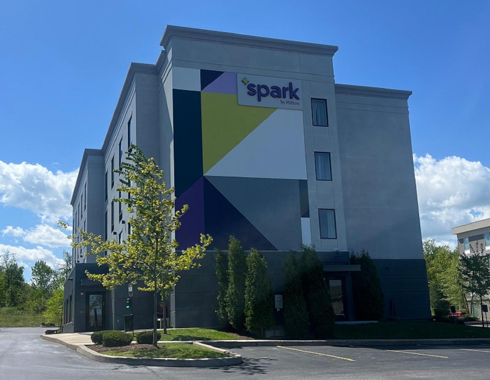 Spark By Hilton Erie Exterior foto